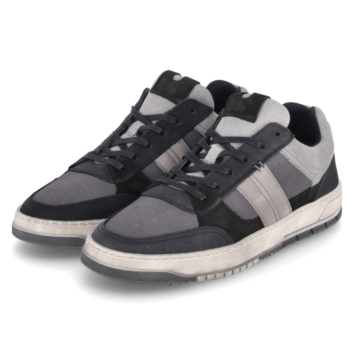 Low Sneaker Schwarz