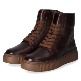 Schnürstiefel - saddle (effect)
